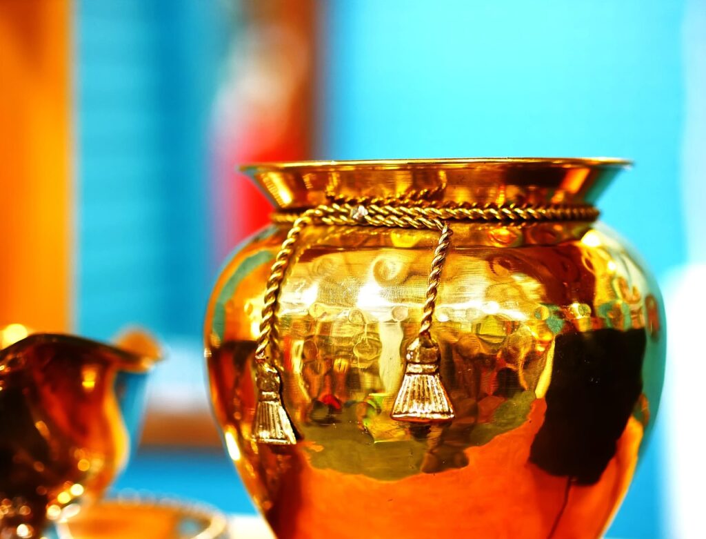 Home vase, metal, bronze, vivid, colorful, antique, kalash, brass, kalasha, cooking, pot, indian, lota kalash, kalash, kalash, kalash, kalash, kalash